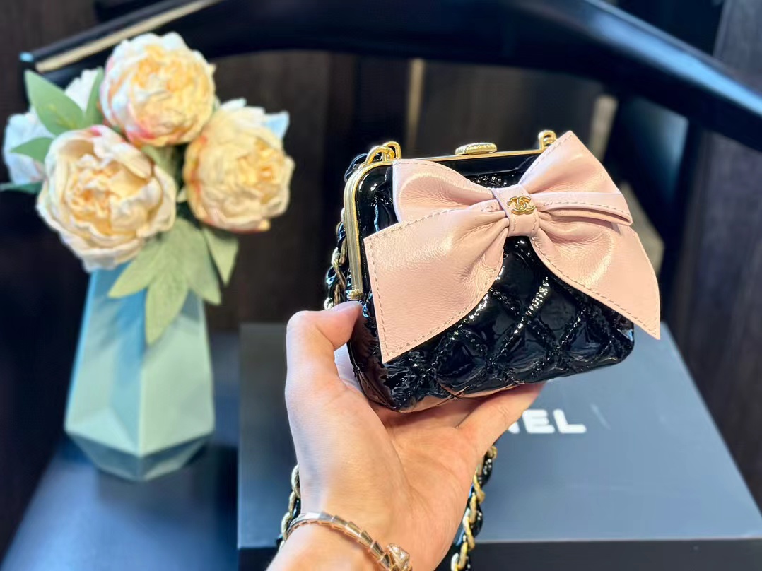 CHANE1 ボウチェーンショルダークロスボディバッグ【 50％割引+送料無料】