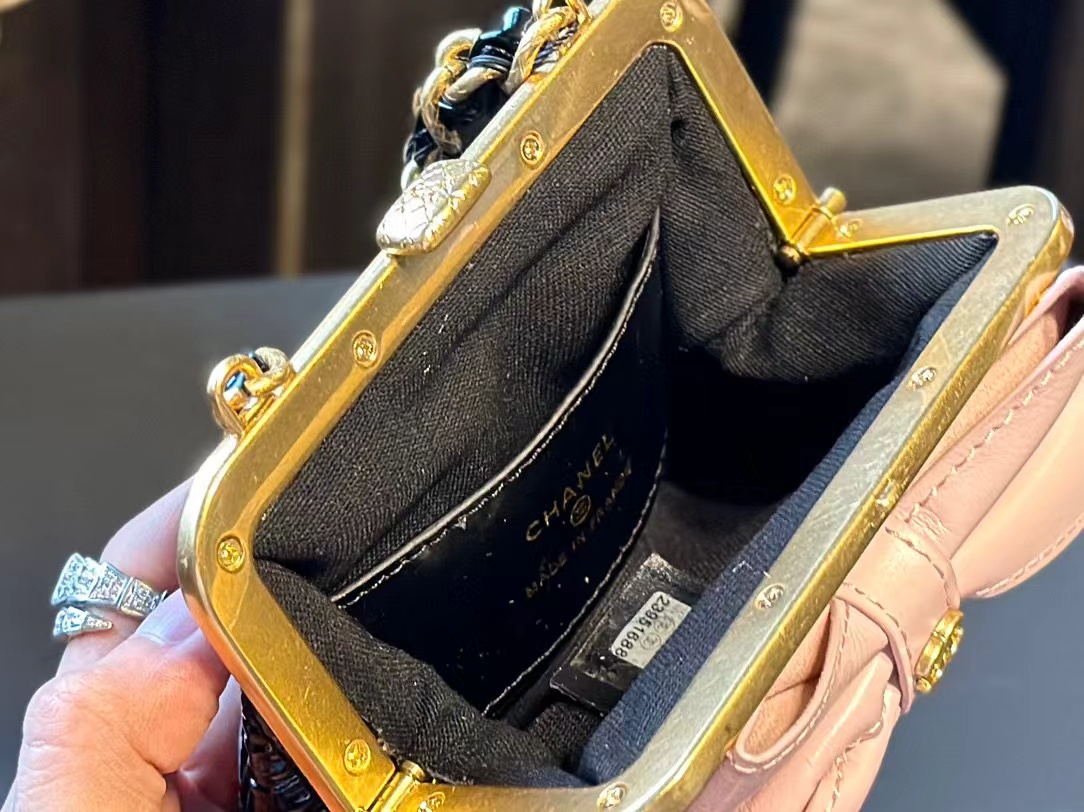 CHANE1 ボウチェーンショルダークロスボディバッグ【 50％割引+送料無料】