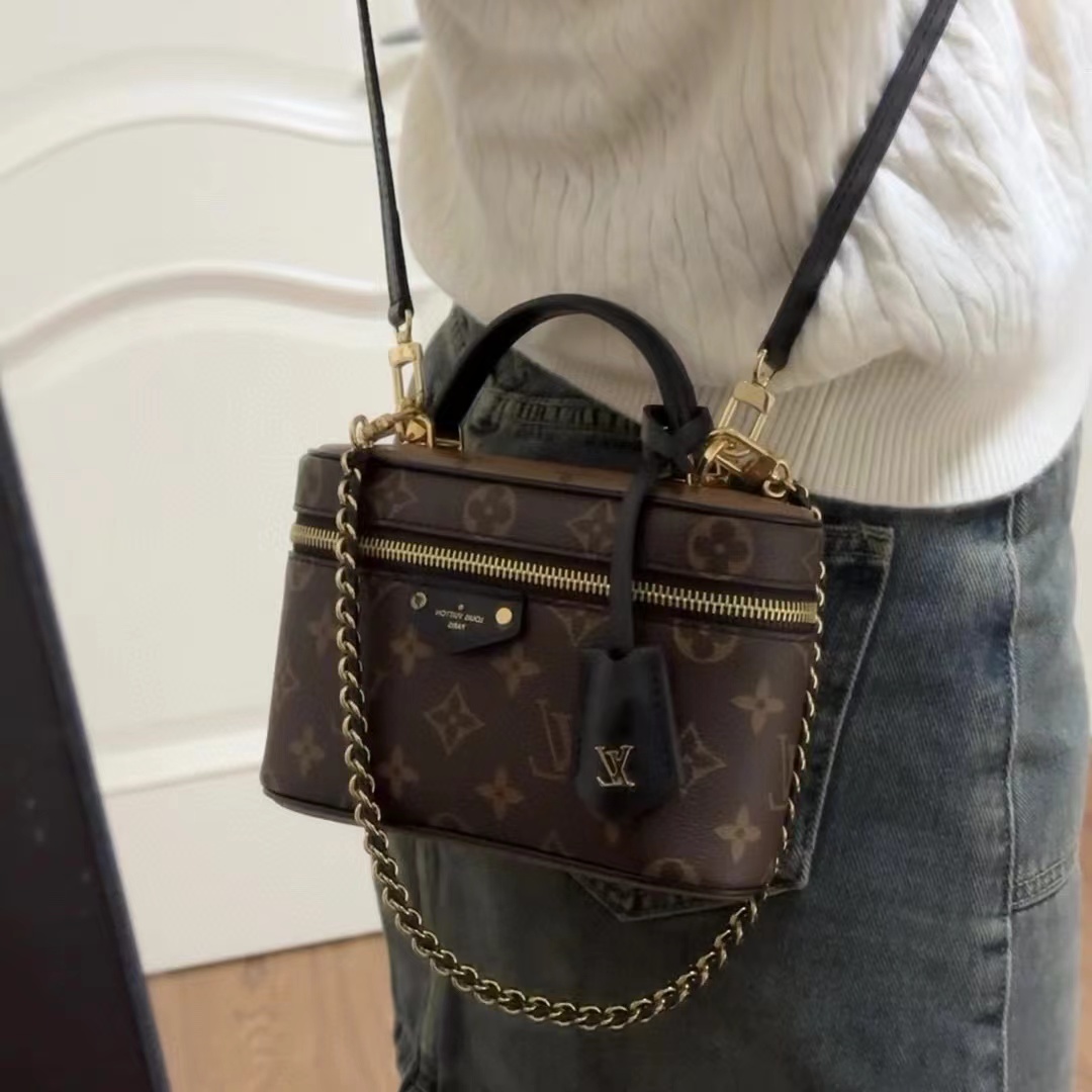 LV vanity コスメケース【 50％割引+送料無料】