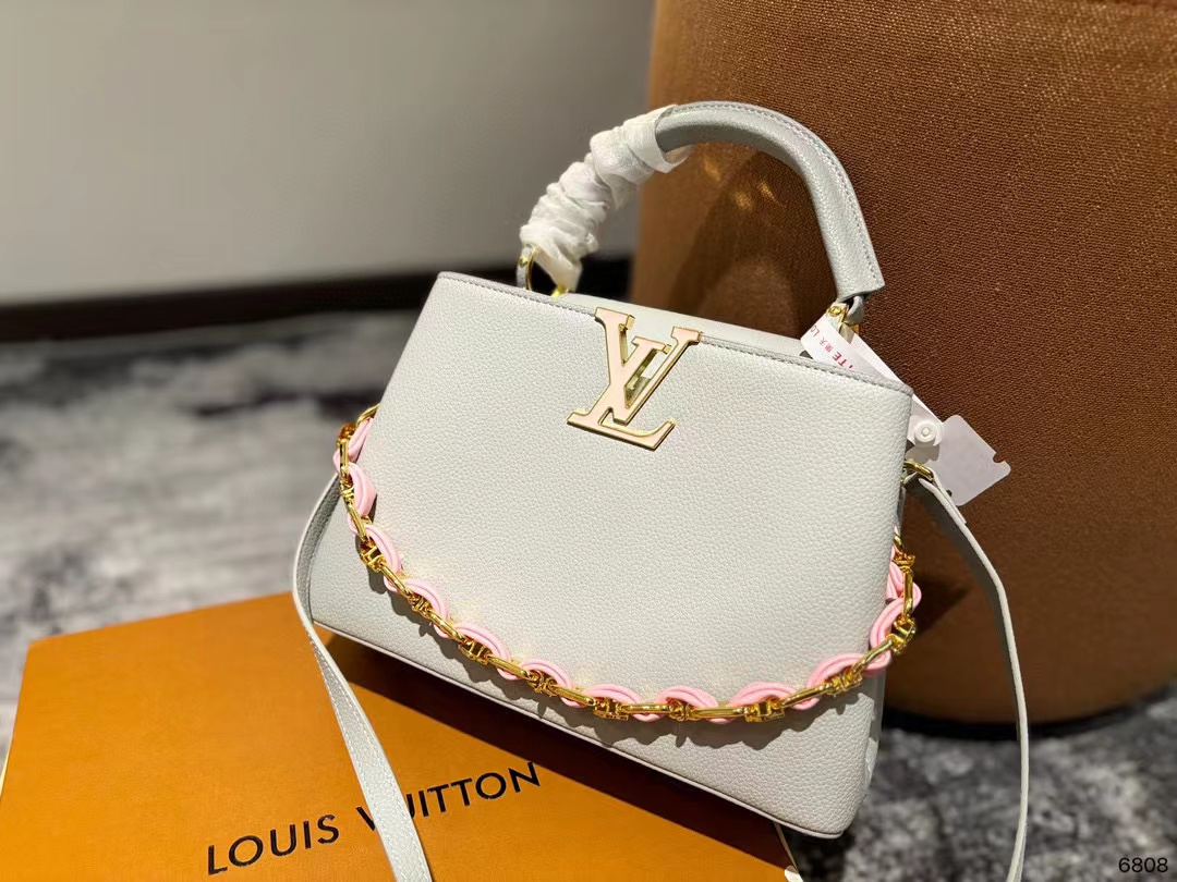 LV  Capucines チェーンハンドバッグ【 50％割引+送料無料】