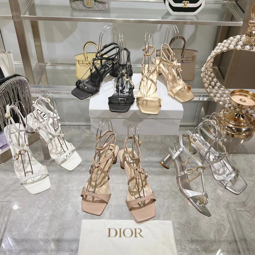 DI0R 高品質 CD バックル ハイヒール サンダル【50％割引+送料無料】