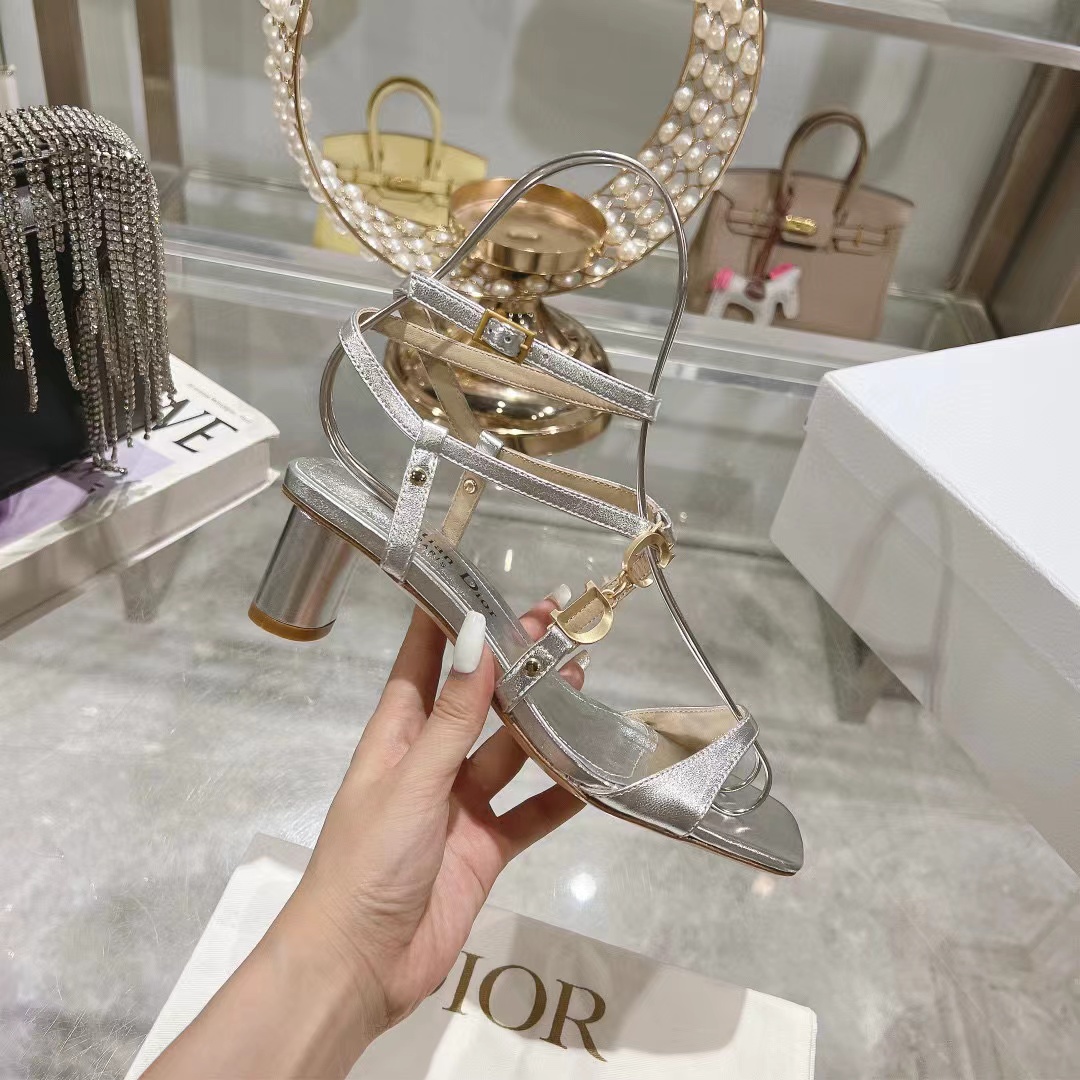 DI0R 高品質 CD バックル ハイヒール サンダル【50％割引+送料無料】