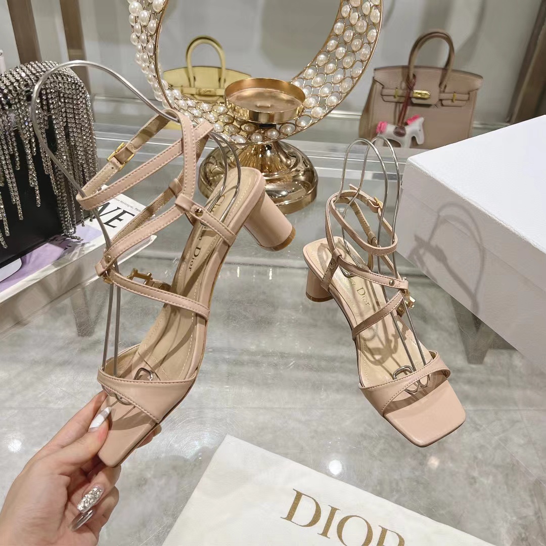 DI0R 高品質 CD バックル ハイヒール サンダル【50％割引+送料無料】
