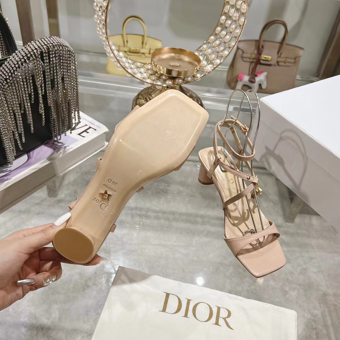 DI0R 高品質 CD バックル ハイヒール サンダル【50％割引+送料無料】