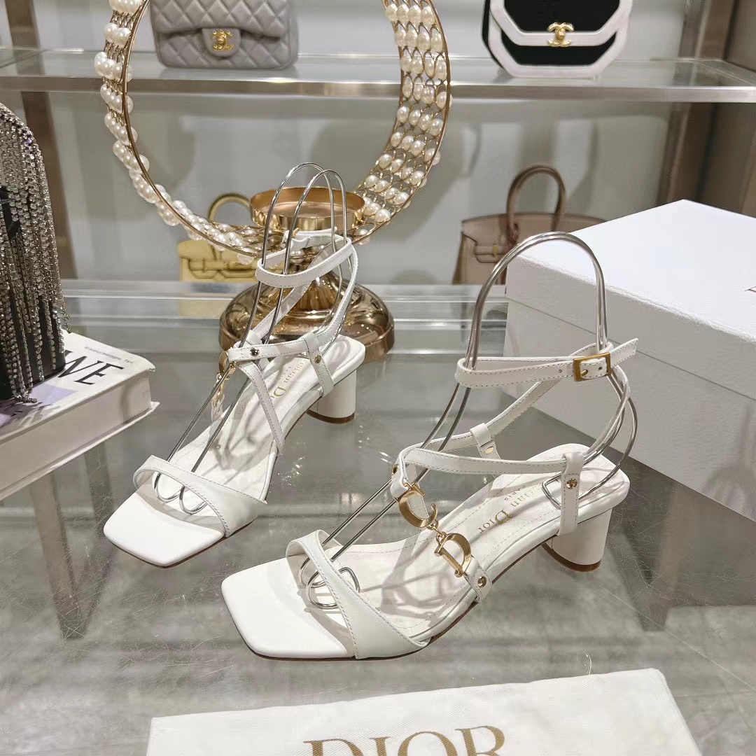 DI0R 高品質 CD バックル ハイヒール サンダル【50％割引+送料無料】