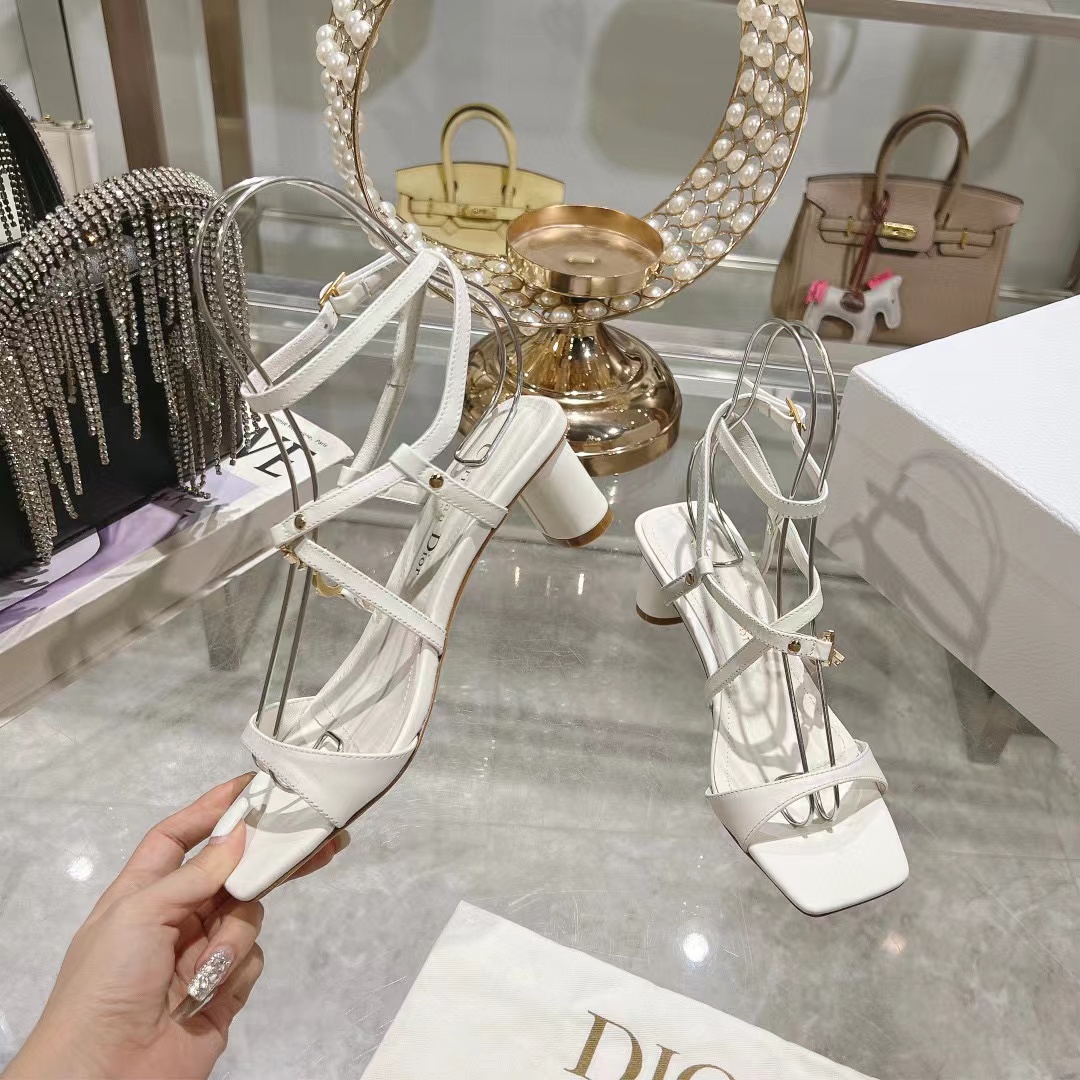 DI0R 高品質 CD バックル ハイヒール サンダル【50％割引+送料無料】