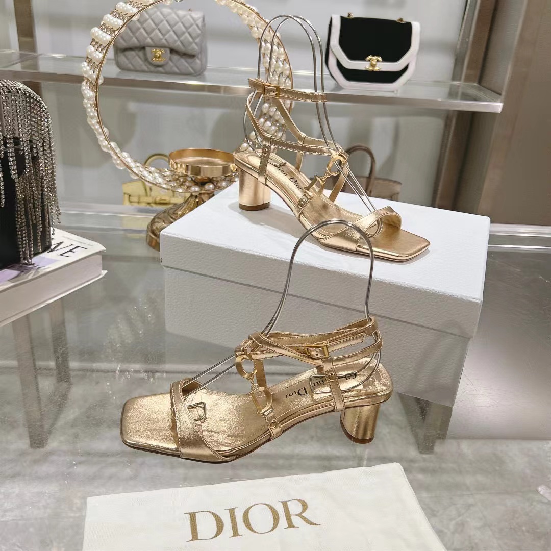 DI0R 高品質 CD バックル ハイヒール サンダル【50％割引+送料無料】