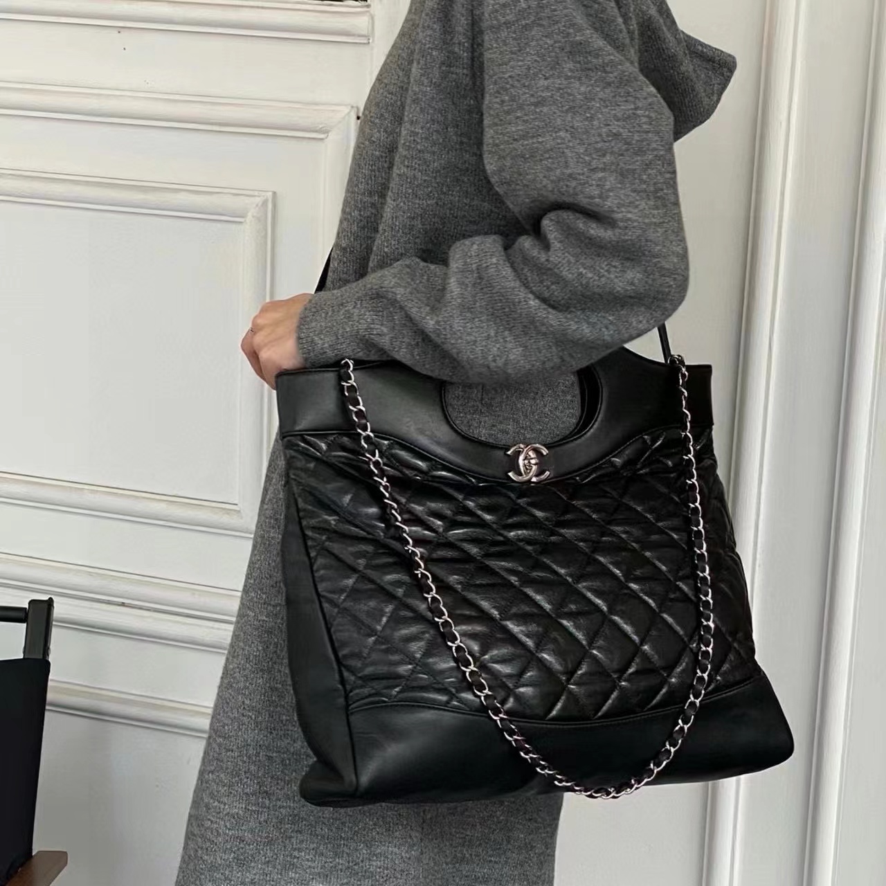 CHANE1 牛革チェーンバッグ【50％割引+送料無料】