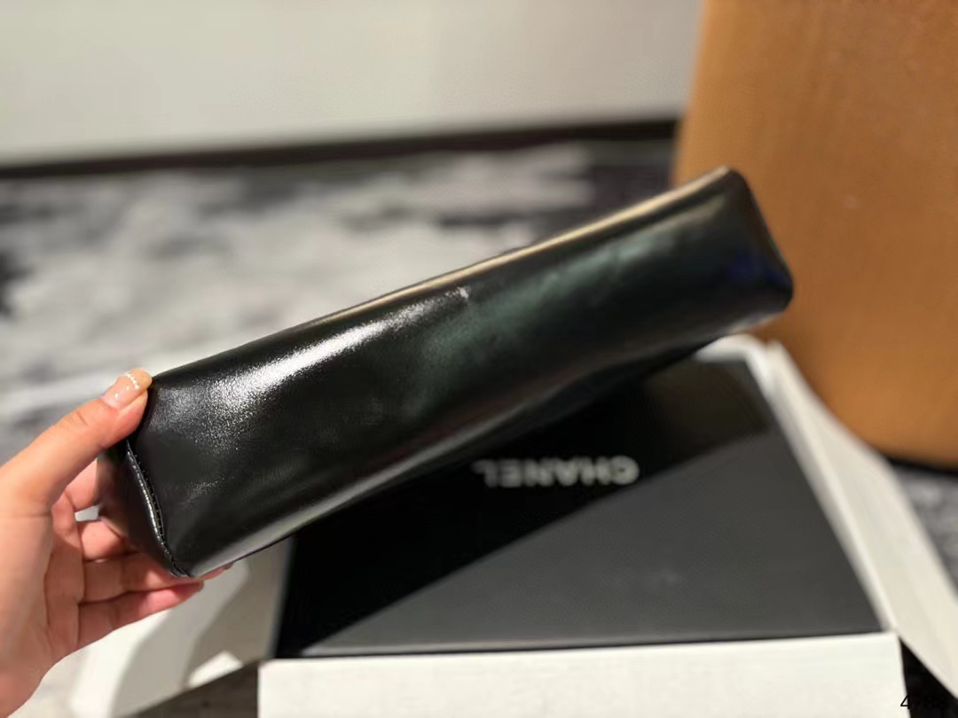 CHANE1 牛革チェーンバッグ【50％割引+送料無料】