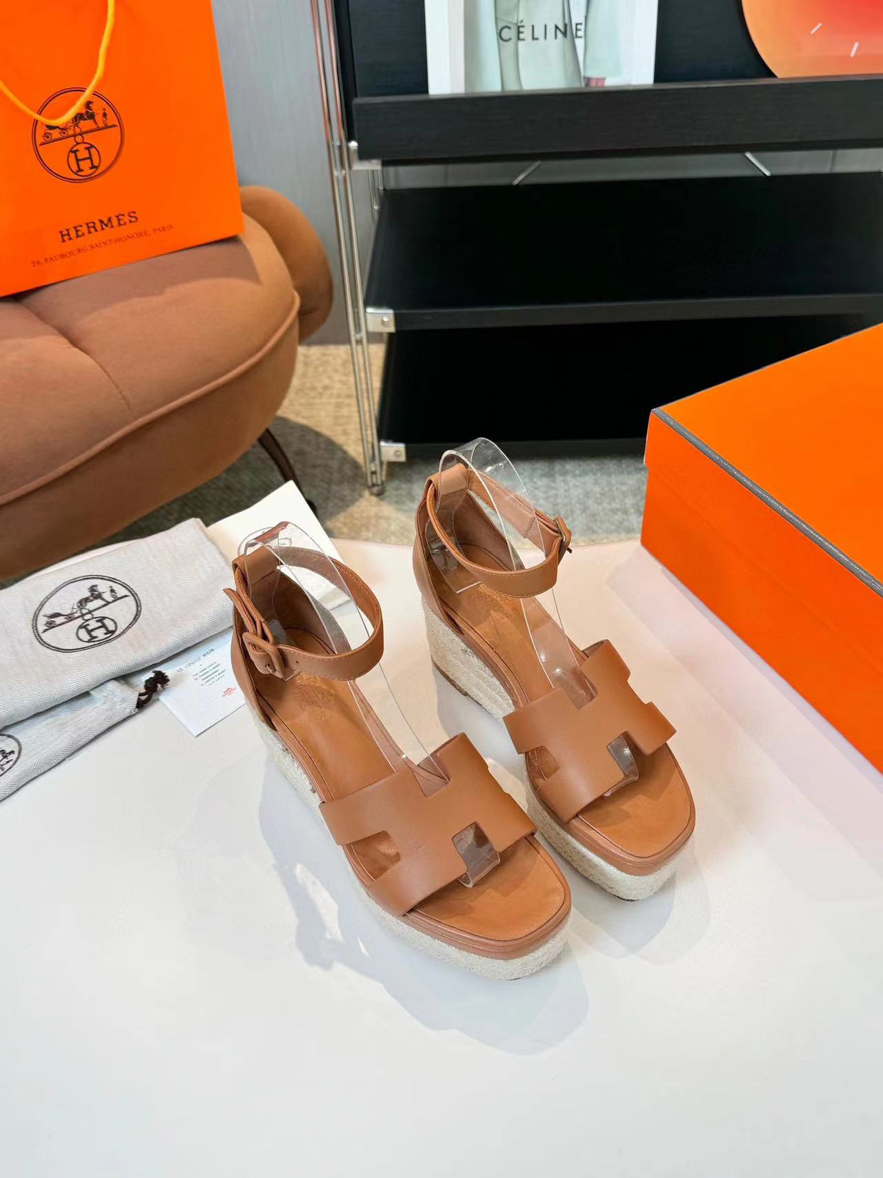 HERME5 上質なクラシックプラットフォームサンダル【50％割引+送料無料】