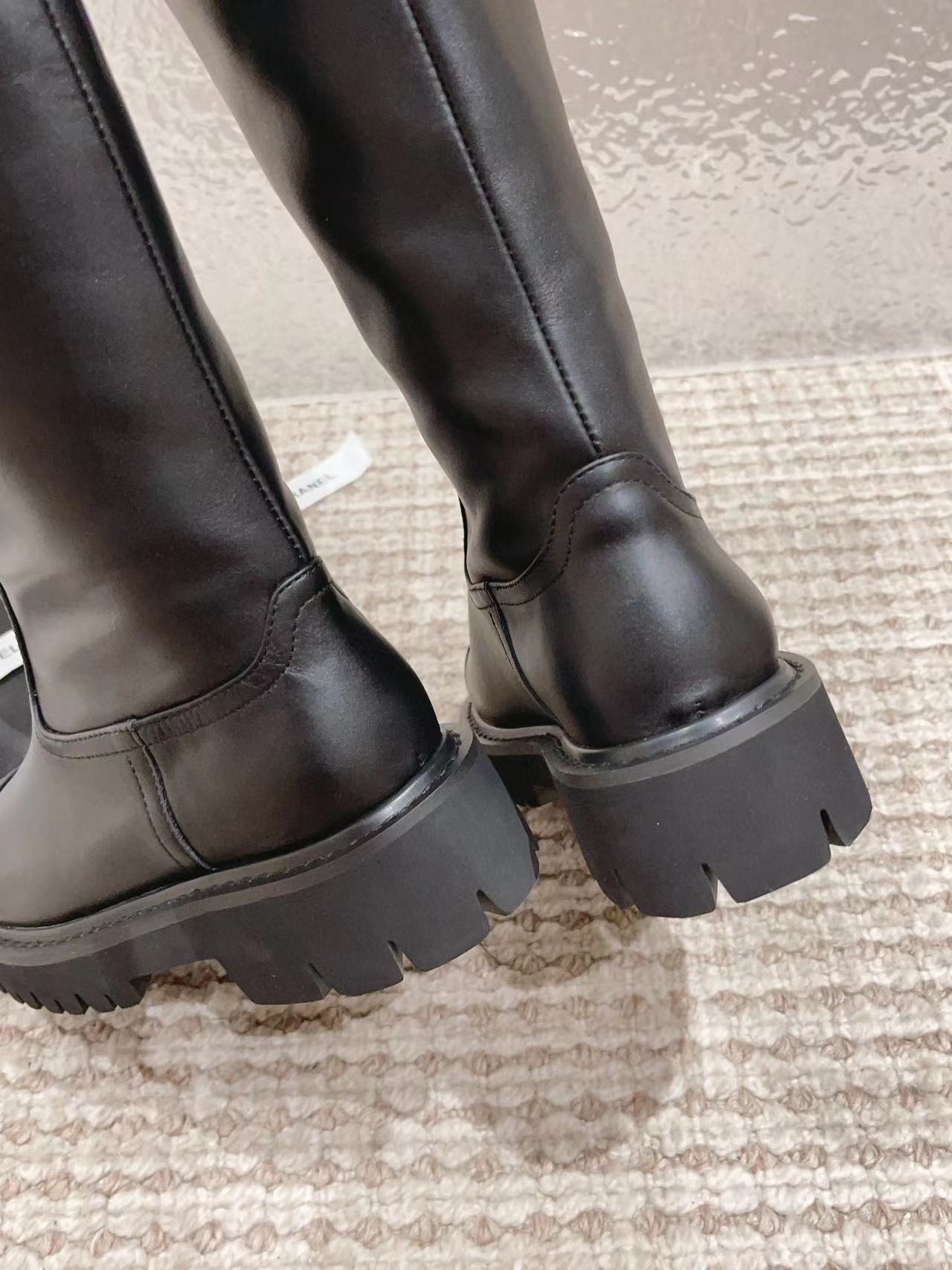 CHANE1 高品質ダブルCカラーブロックヒールブーツ【50％割引+送料無料】