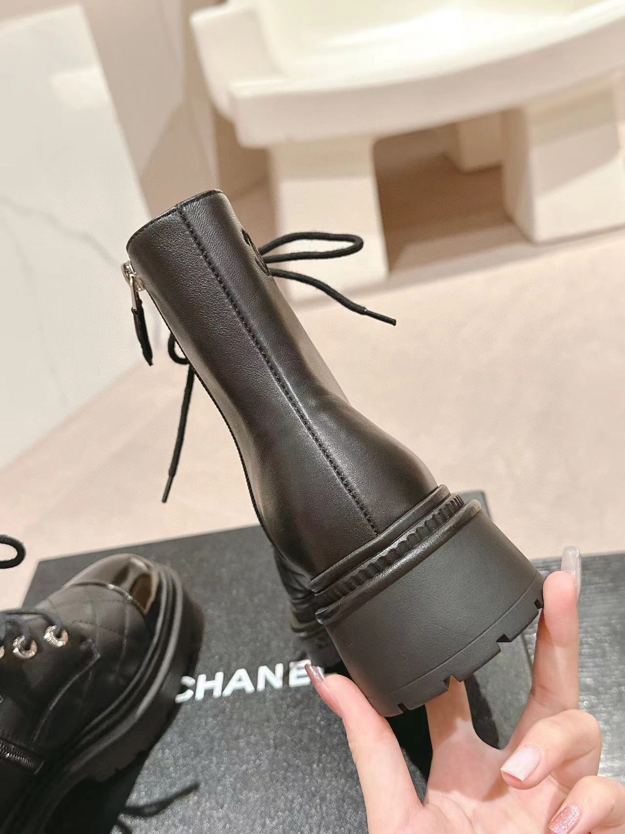 CHANE1 高品質レースアップシープスキンブーツ【50％割引+送料無料】