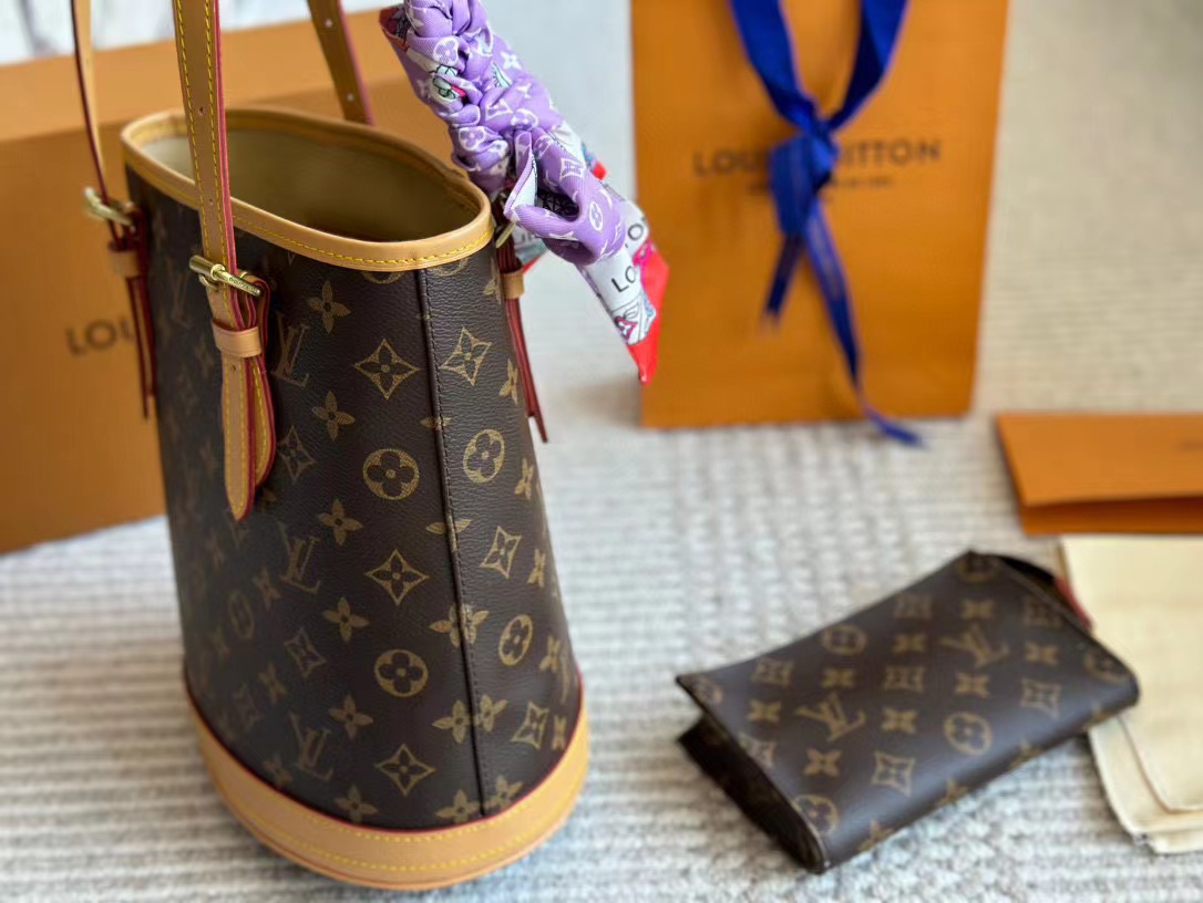 LV老眼バケットバッグ【50％割引+送料無料】