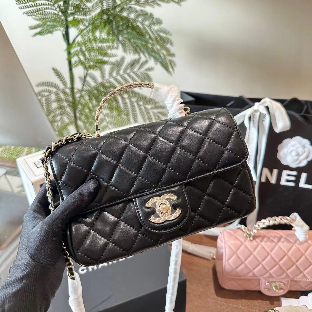 CHANE ダイヤモンド チェーン ハンドバッグ【50％割引+送料無料】