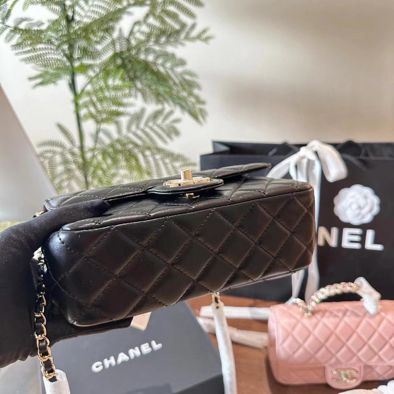 CHANE ダイヤモンド チェーン ハンドバッグ【50％割引+送料無料】