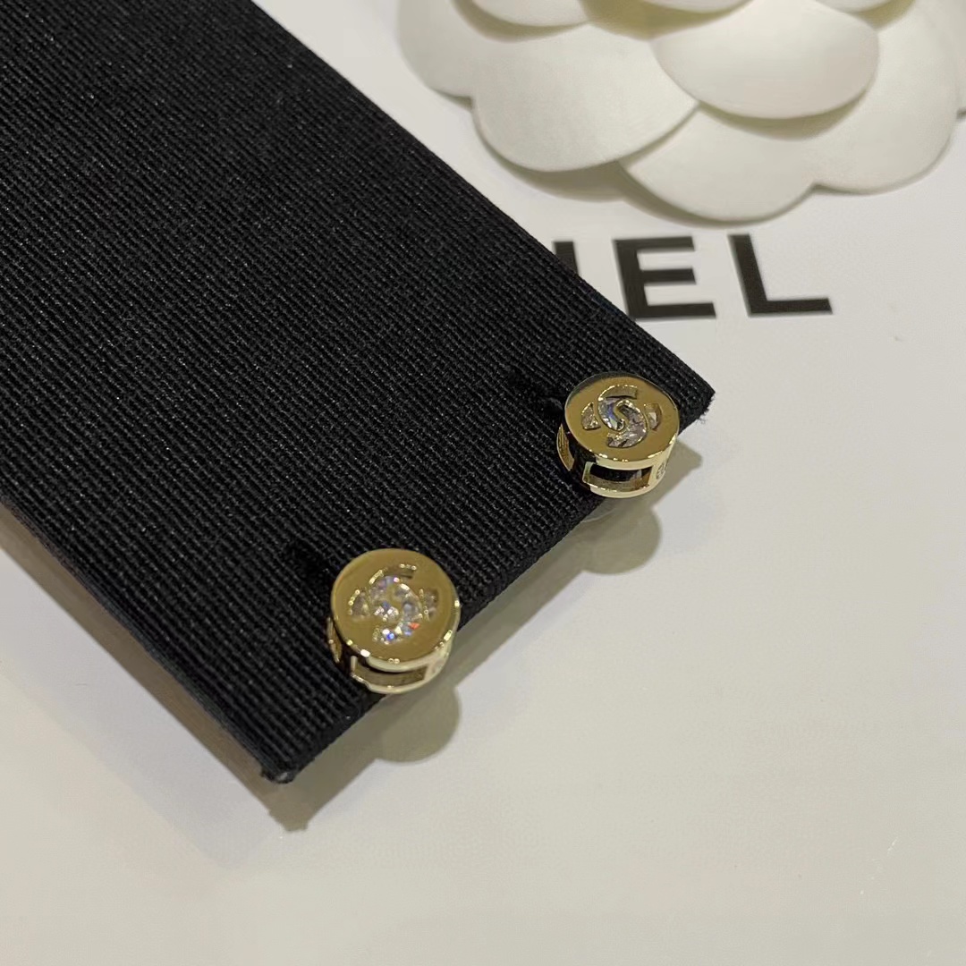 CHANE1 ダブルC ラウンドピアス【50％割引+送料無料】