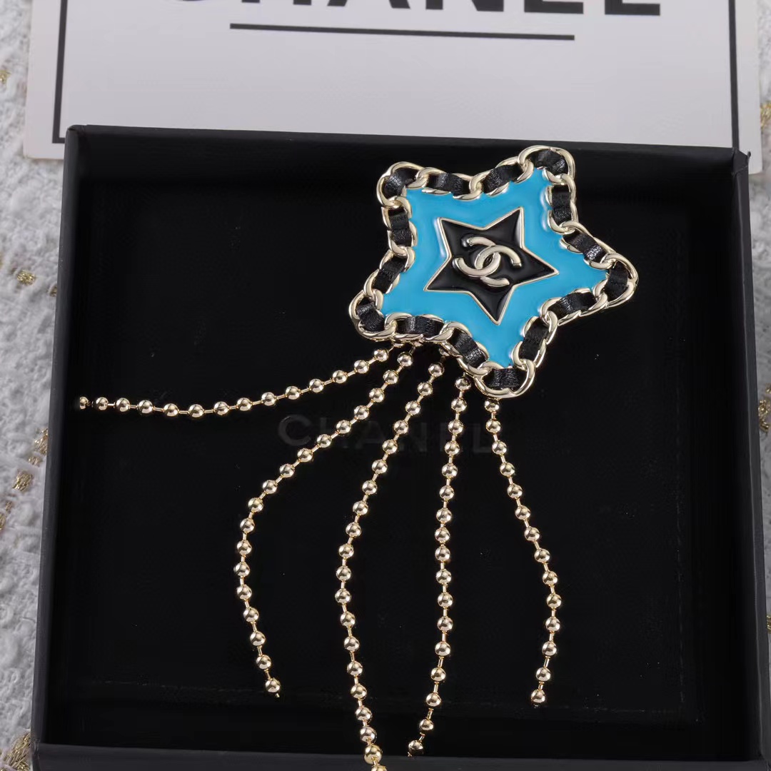 CHANE1 五芒星タッセルブローチ【50％割引+送料無料】