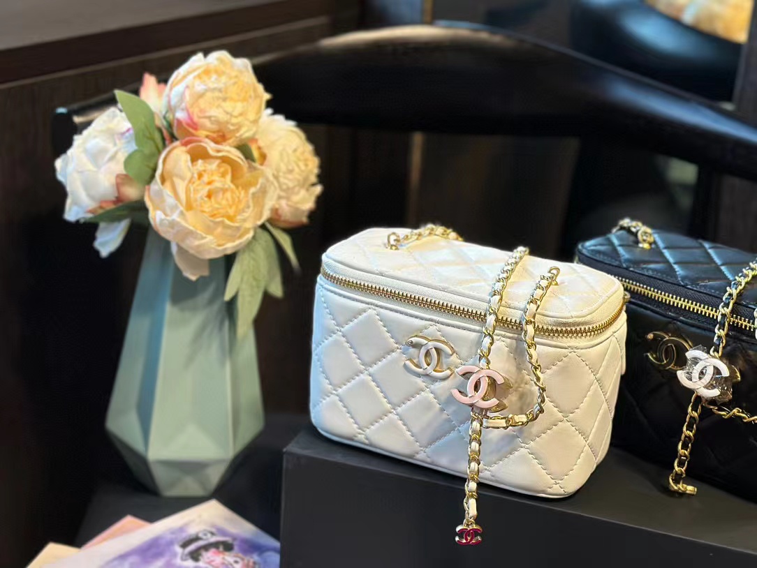 CHANE1 エナメル調節可能なバックルボックスバッグ【50％割引+送料無料】