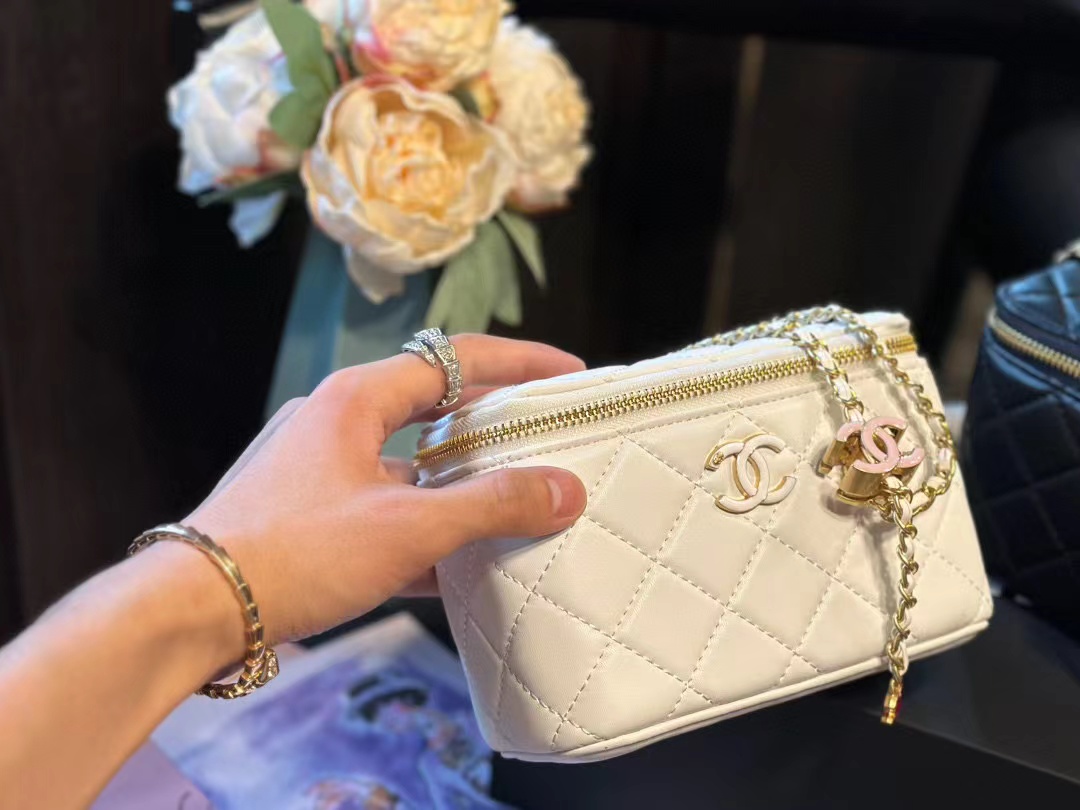 CHANE1 エナメル調節可能なバックルボックスバッグ【50％割引+送料無料】