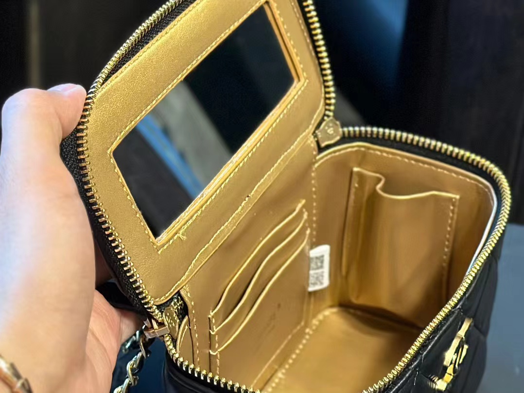 CHANE1 エナメル調節可能なバックルボックスバッグ【50％割引+送料無料】