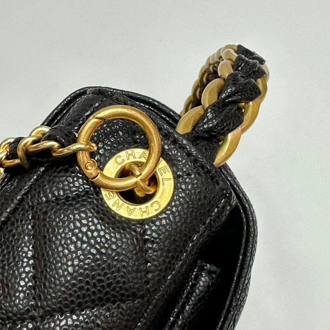 CHANE1 ブラック ゴールド ペブルド レザー ショルダー クロスボディ バッグ【50％割引+送料無料】