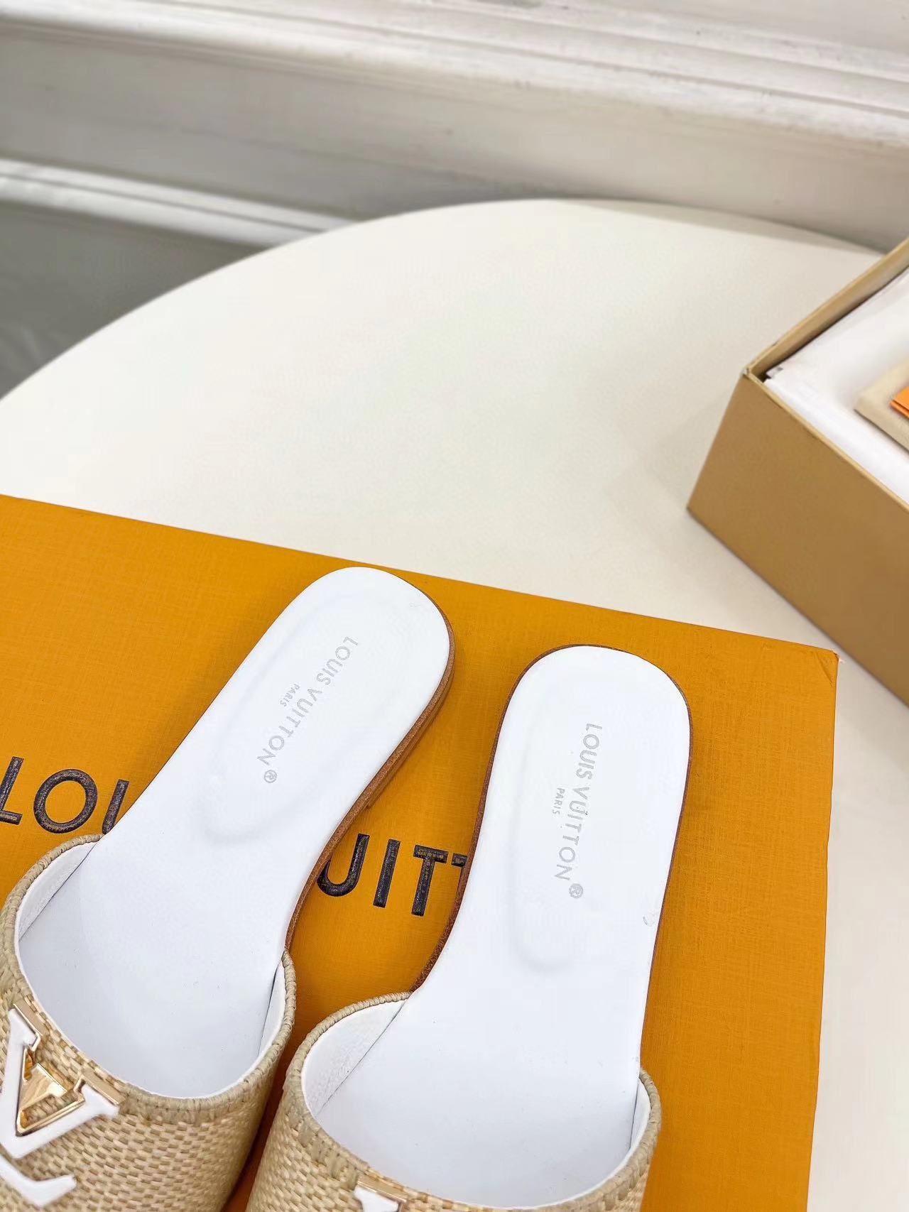 LV高品質レターバックルスリッパ【50％割引+送料無料】