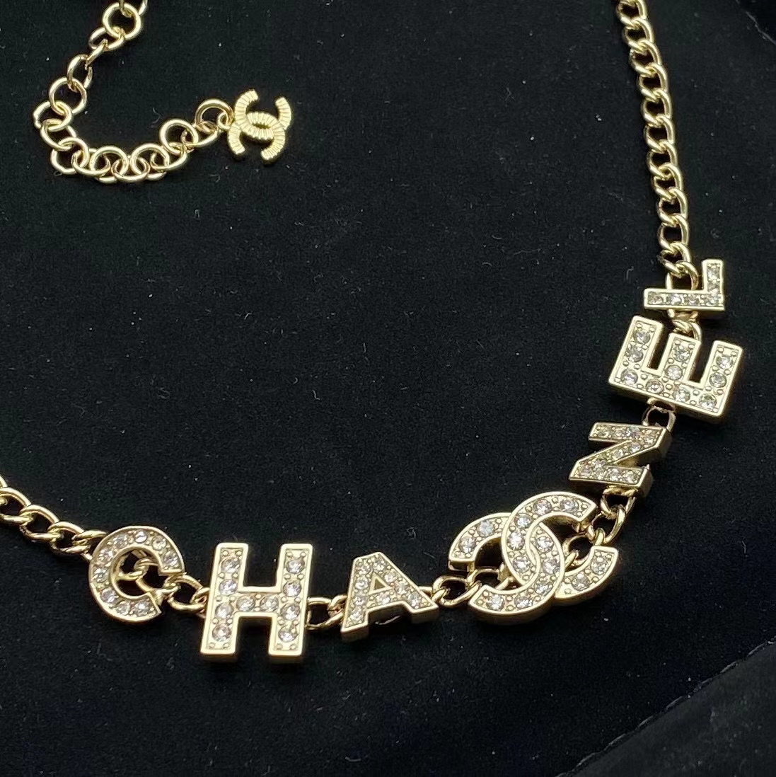 CHANE1 ダイヤモンド ダブル C レター ネックレス【50％割引+送料無料】