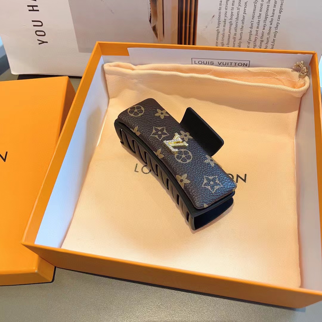 LV老眼用ヘアクリップ【50％割引+送料無料】