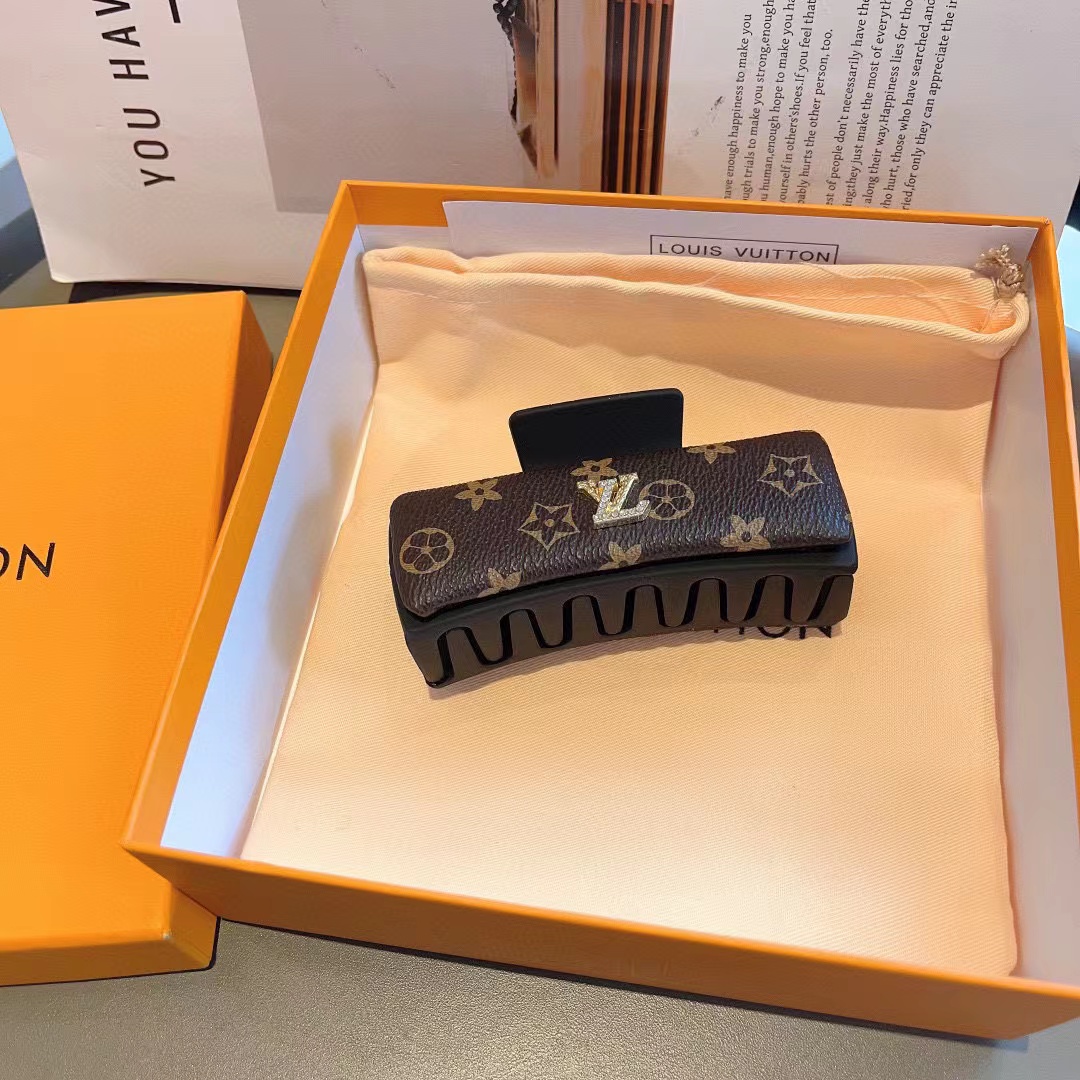 LV老眼用ヘアクリップ【50％割引+送料無料】