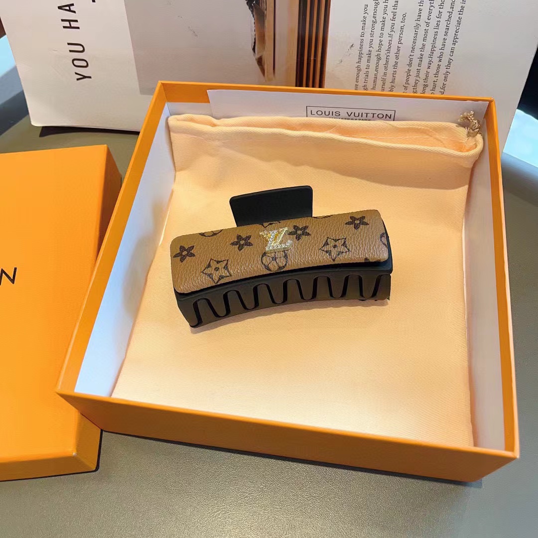 LV老眼用ヘアクリップ【50％割引+送料無料】