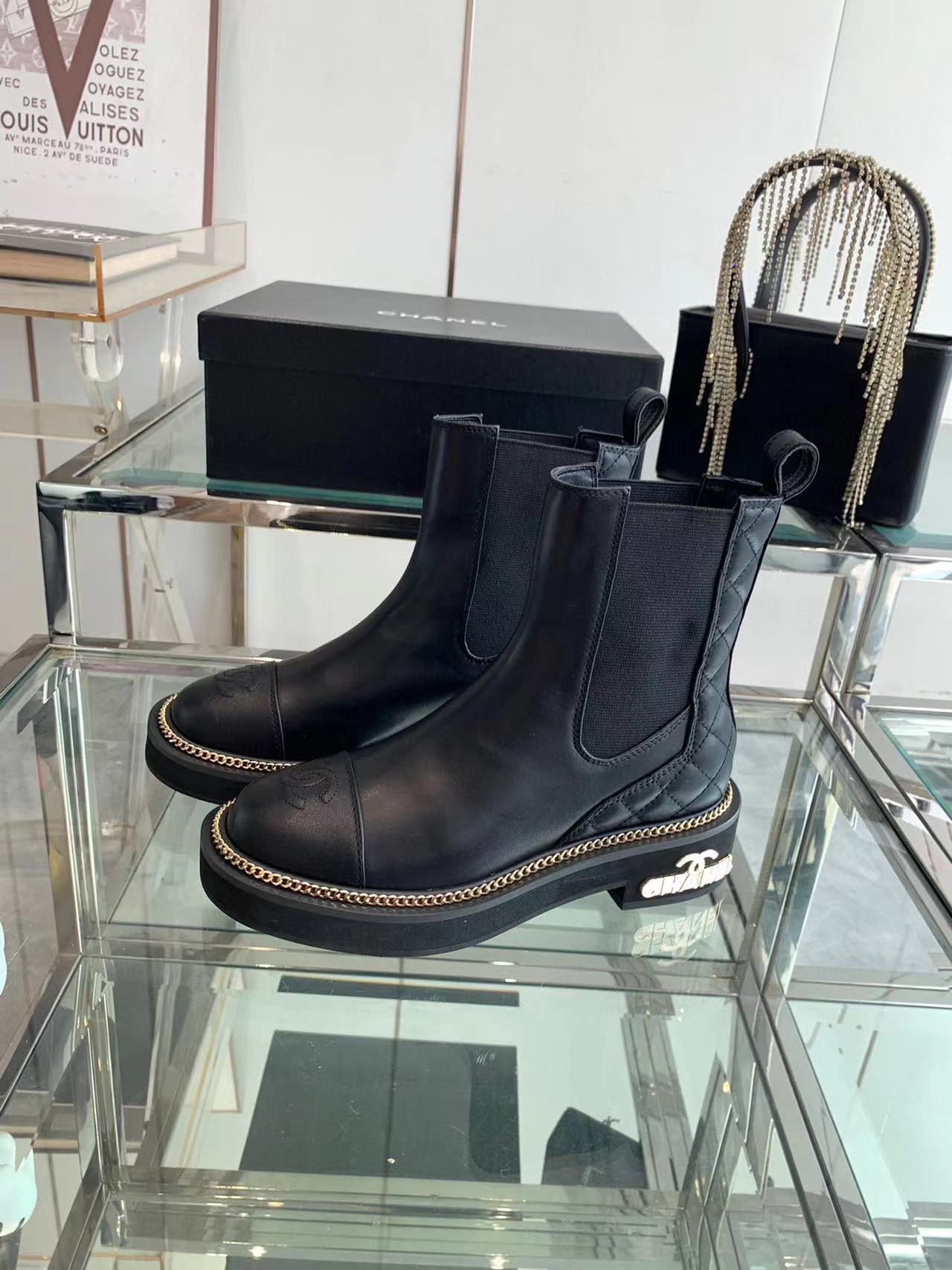 CHANE1 高品質ダブルCチェーンブーツ【50％割引+送料無料】