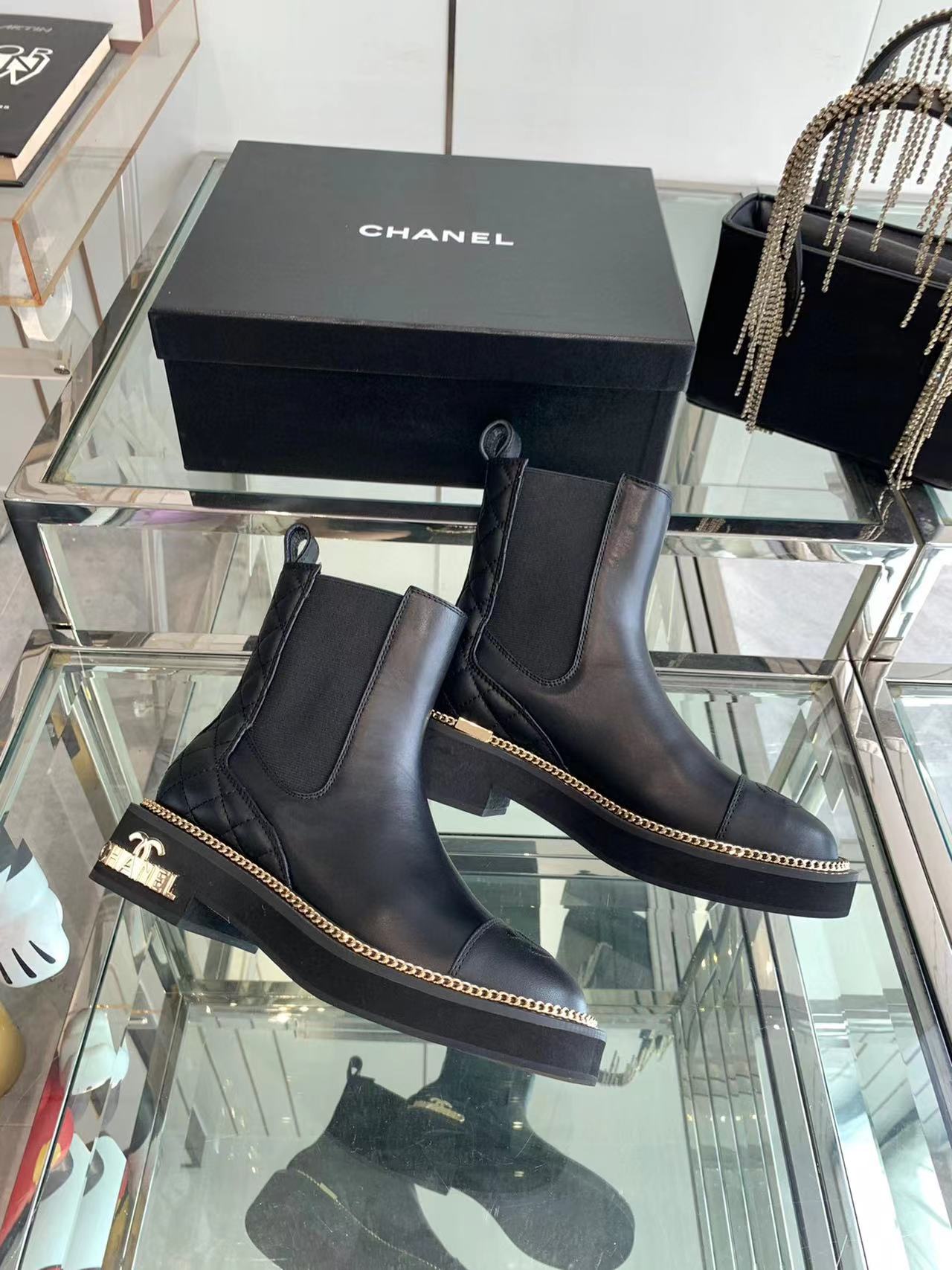 CHANE1 高品質ダブルCチェーンブーツ【50％割引+送料無料】