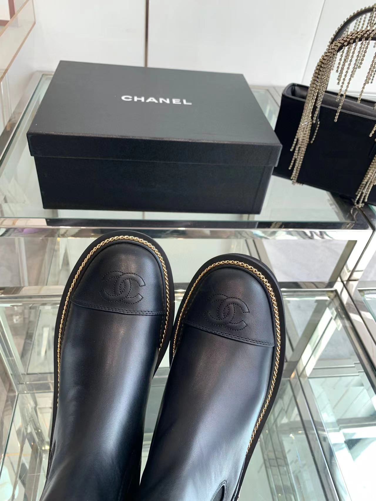 CHANE1 高品質ダブルCチェーンブーツ【50％割引+送料無料】