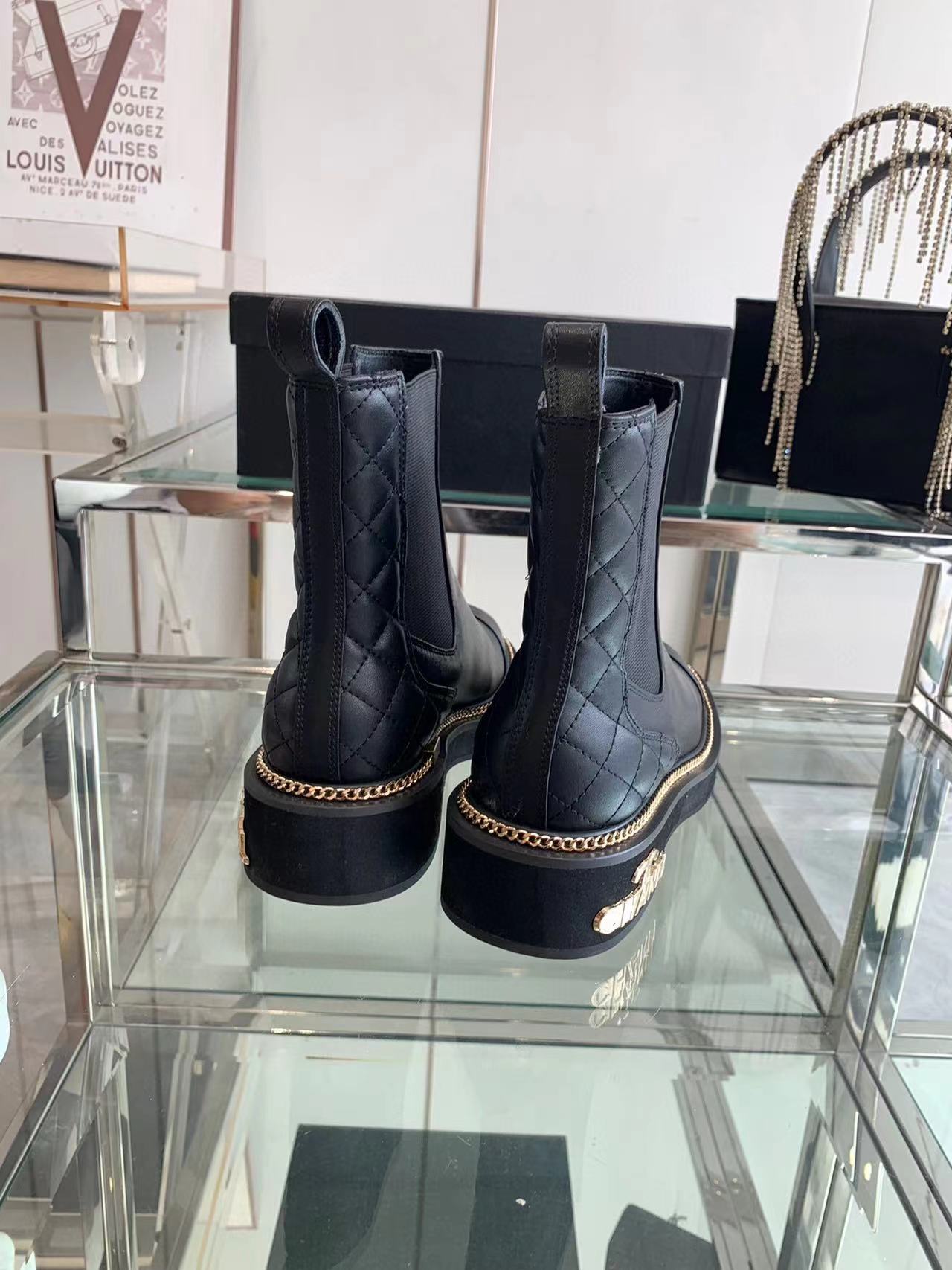 CHANE1 高品質ダブルCチェーンブーツ【50％割引+送料無料】