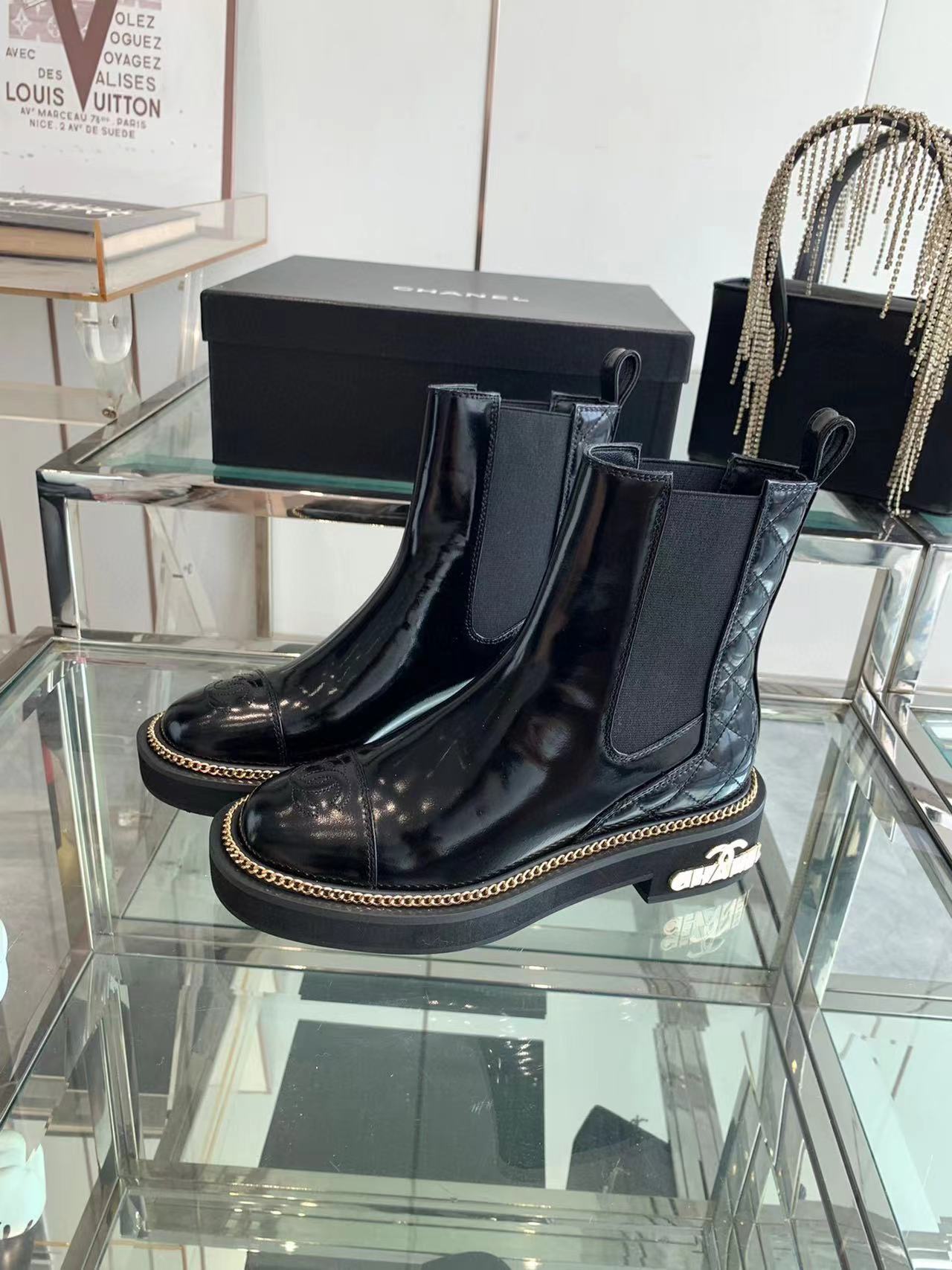 CHANE1 高品質ダブルCチェーンブーツ【50％割引+送料無料】