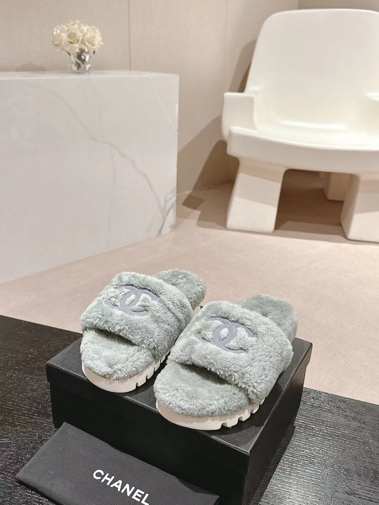 CHANE1 高品質ダブル C ロゴ ラムウール スリッパ【50％割引+送料無料】
