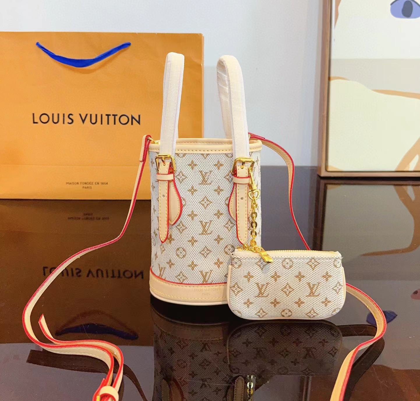 LV キャンバス バケットバッグ【50％割引+送料無料】