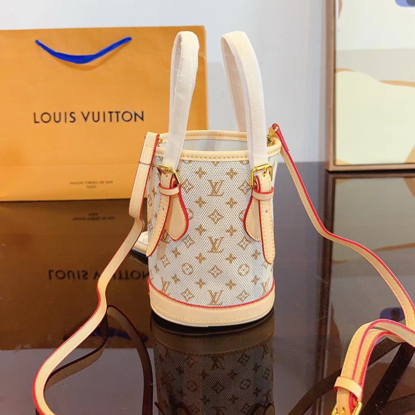 LV キャンバス バケットバッグ【50％割引+送料無料】