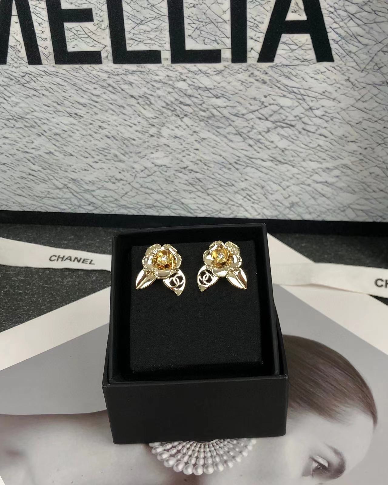 CHANE1 カメリア イヤリング【50％割引+送料無料】