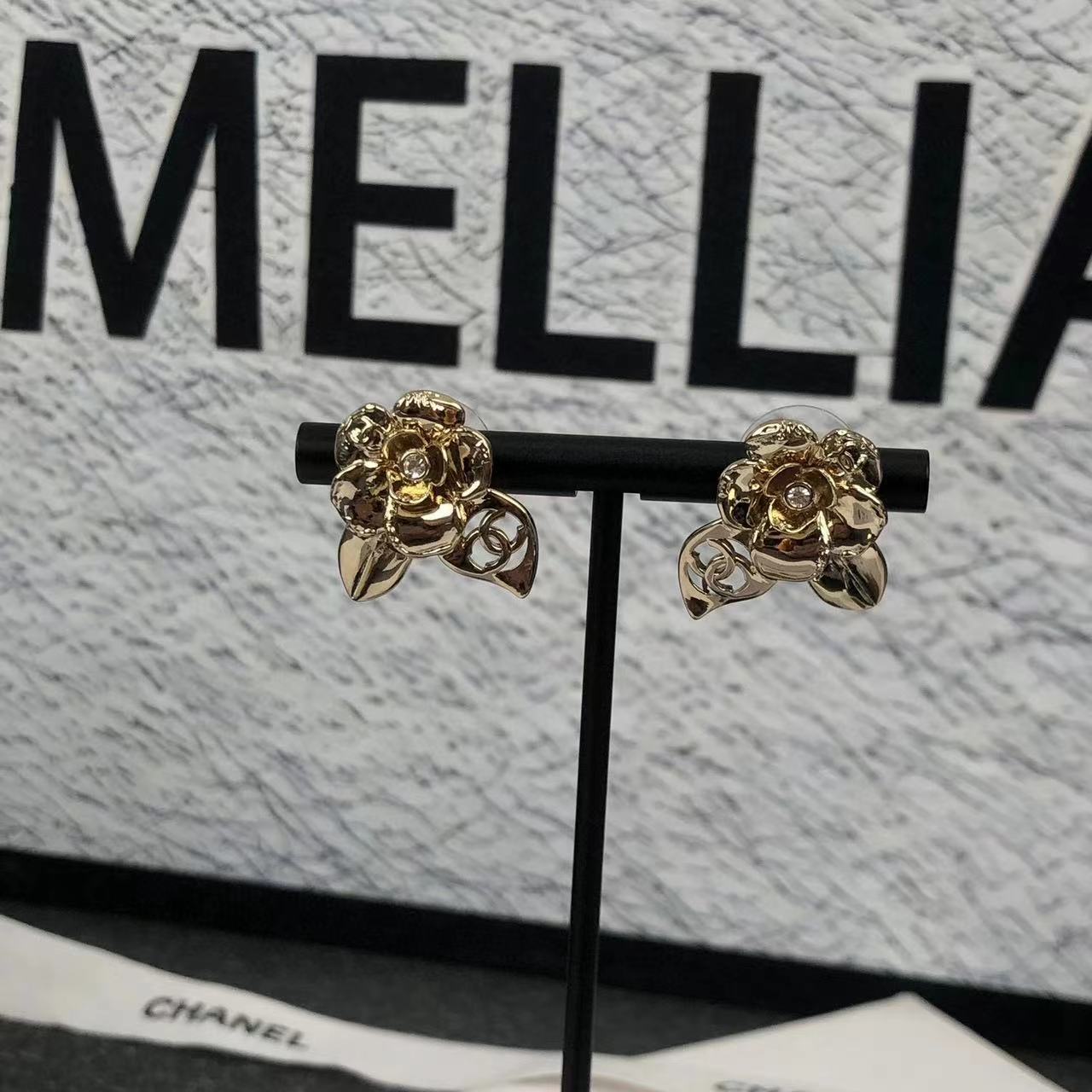 CHANE1 カメリア イヤリング【50％割引+送料無料】