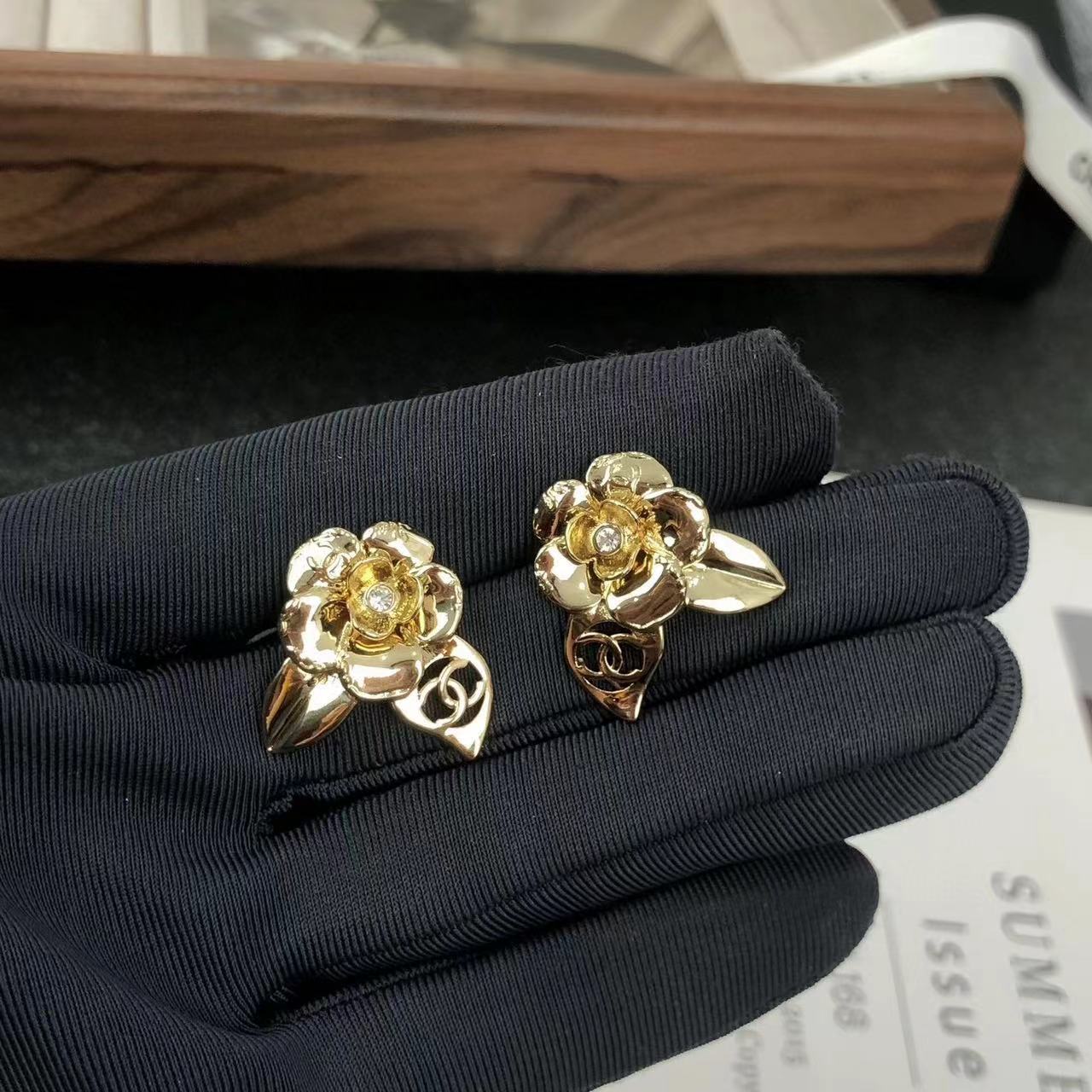 CHANE1 カメリア イヤリング【50％割引+送料無料】