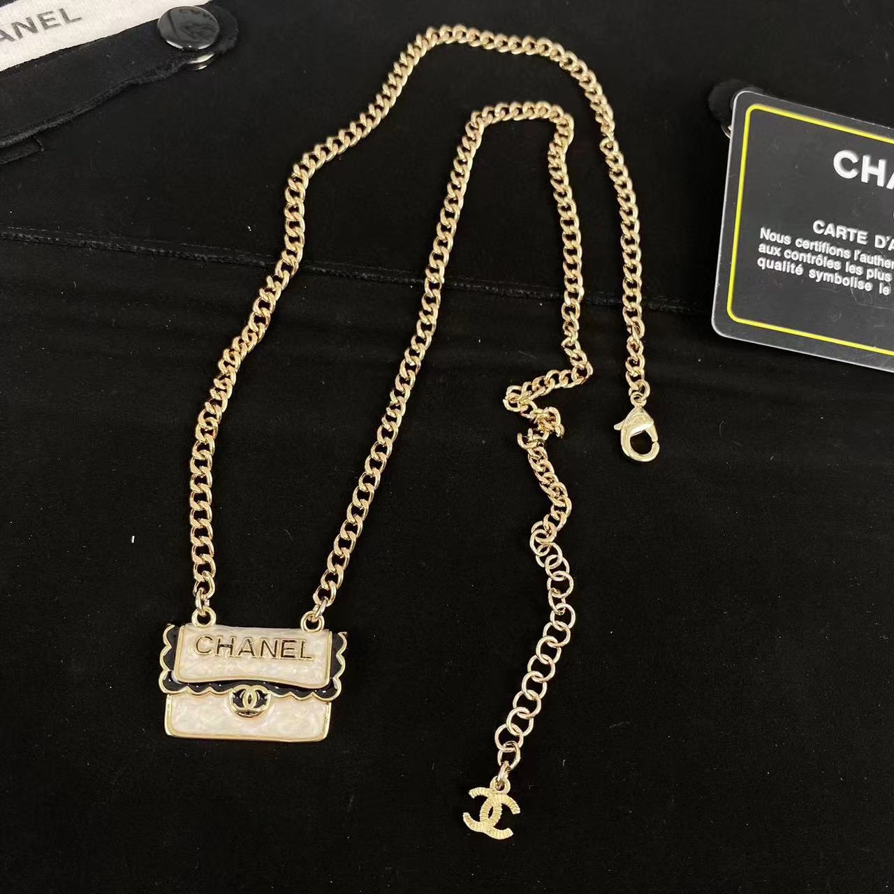 CHANE1 白黒エナメルネックレス【50％割引+送料無料】