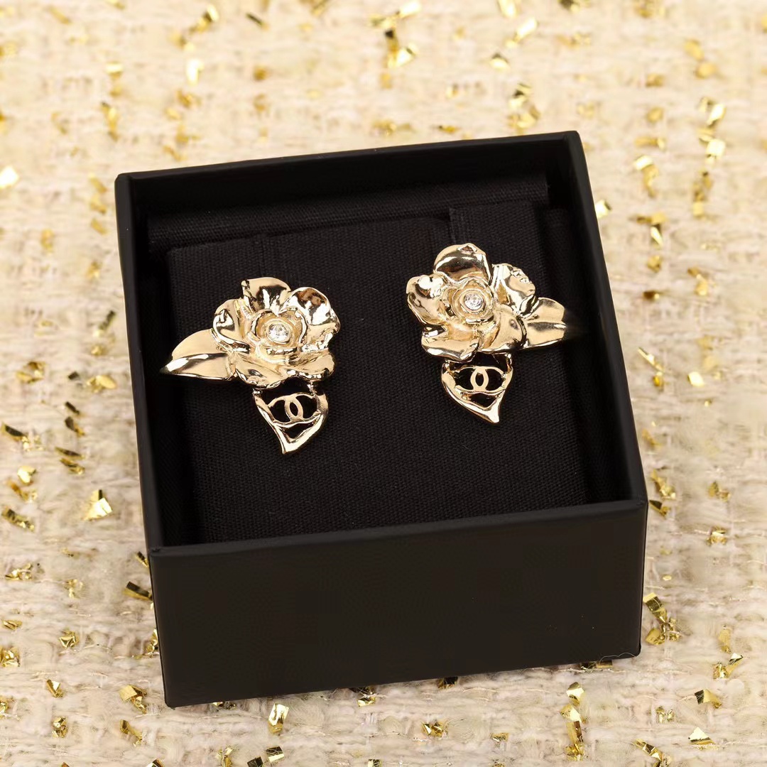 CHANE1 カメリア ダイヤモンド スタッド ピアス【50％割引+送料無料】