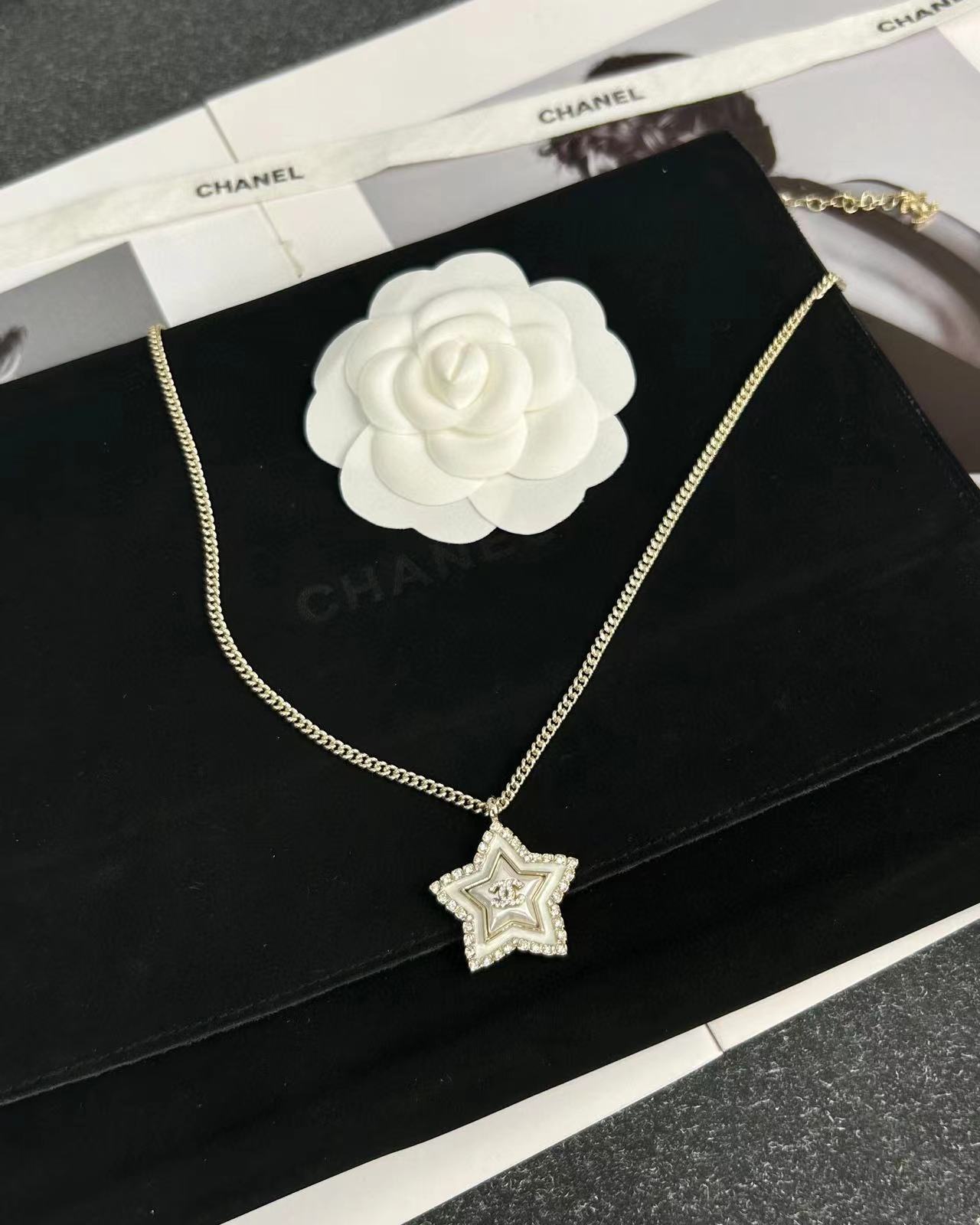 CHANE1 五芒星 ダブルC ネックレス【50％割引+送料無料】