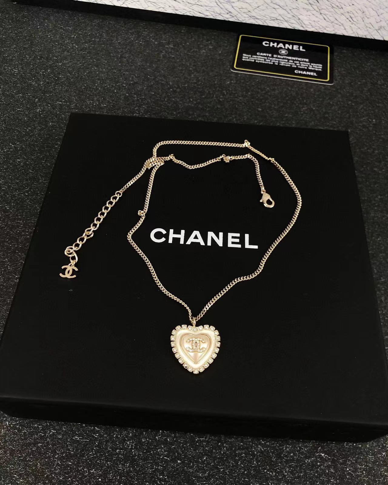 CHANE1 ハート ダイヤモンド ダブル C ネックレス【50％割引+送料無料】