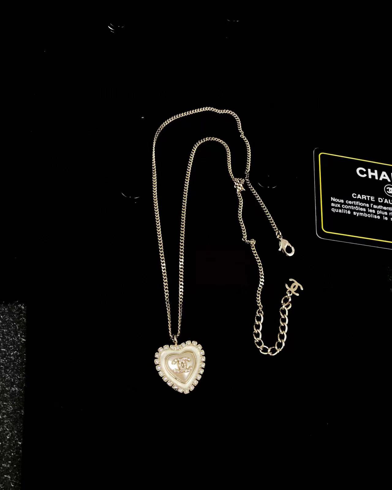 CHANE1 ハート ダイヤモンド ダブル C ネックレス【50％割引+送料無料】