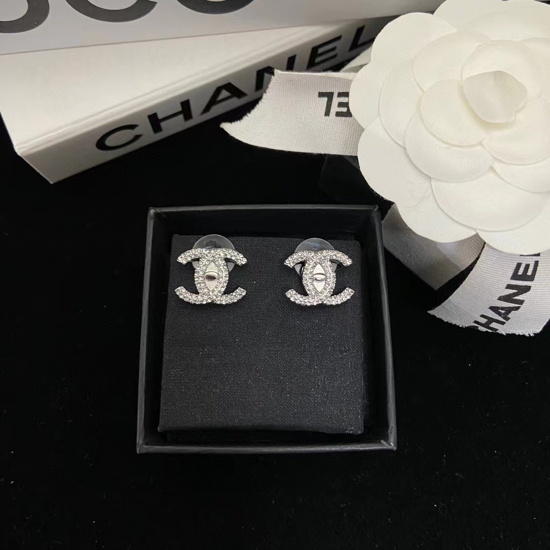 CHANE1 シンプル ダブル C ダイヤモンド スタッド ピアス【50％割引+送料無料】