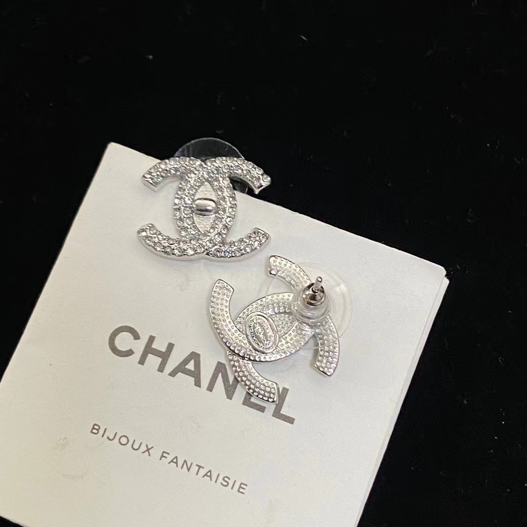 CHANE1 シンプル ダブル C ダイヤモンド スタッド ピアス【50％割引+送料無料】