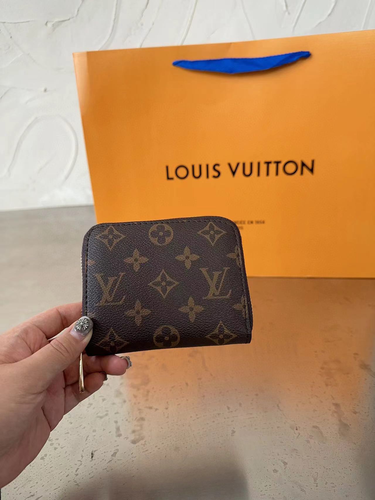 【LV】コンビネーション3点セット【50％割引+送料無料】 L566