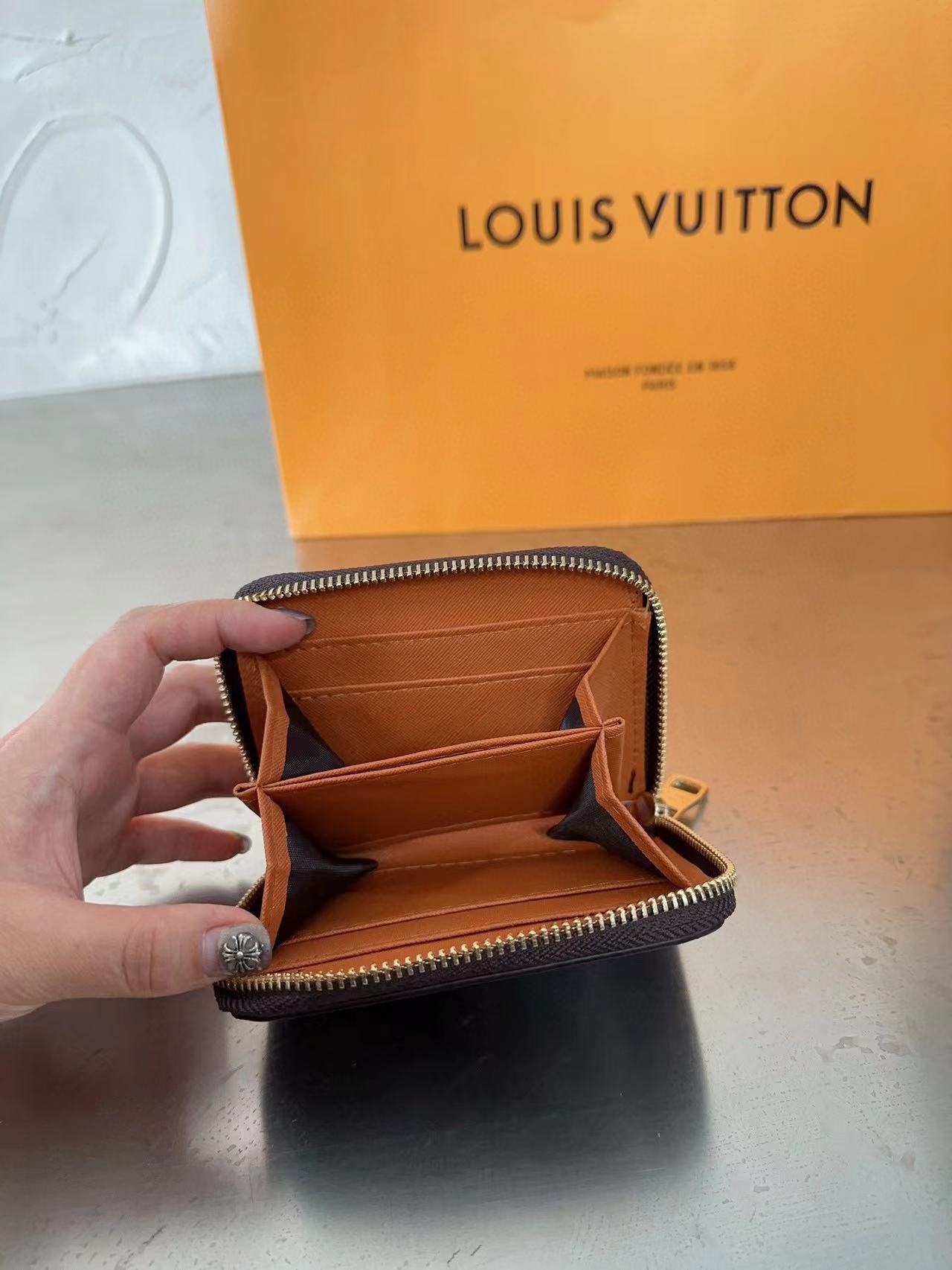 【LV】コンビネーション3点セット【50％割引+送料無料】 L566